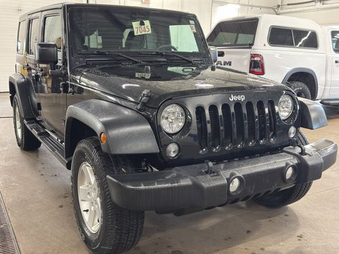 Used 2015 Jeep Wrangler Unlimited Sport w/ Quick Order Package 24S image 3
