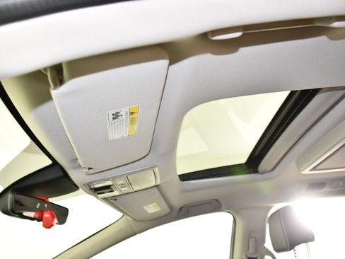 Certified 2025 Honda Odyssey Touring image 41