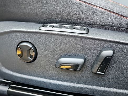 Certified 2025 Volkswagen Jetta GLI Autobahn image 26