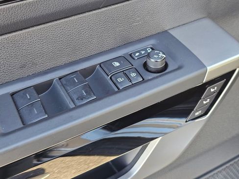 Used 2025 Toyota Sequoia Limited AWD/4WD image 25