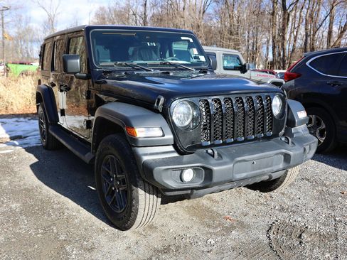Used 2024 Jeep Wrangler Sport S image 1