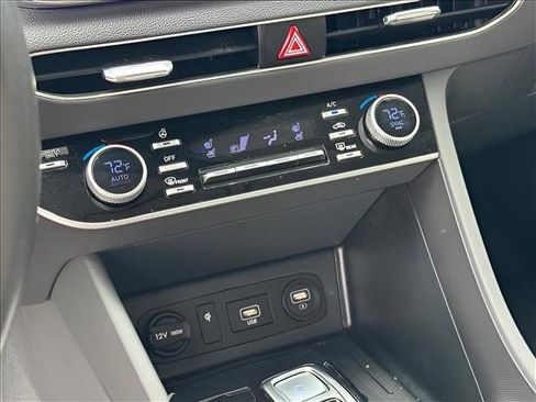 Certified 2023 Hyundai Sonata Limited FWD image 29