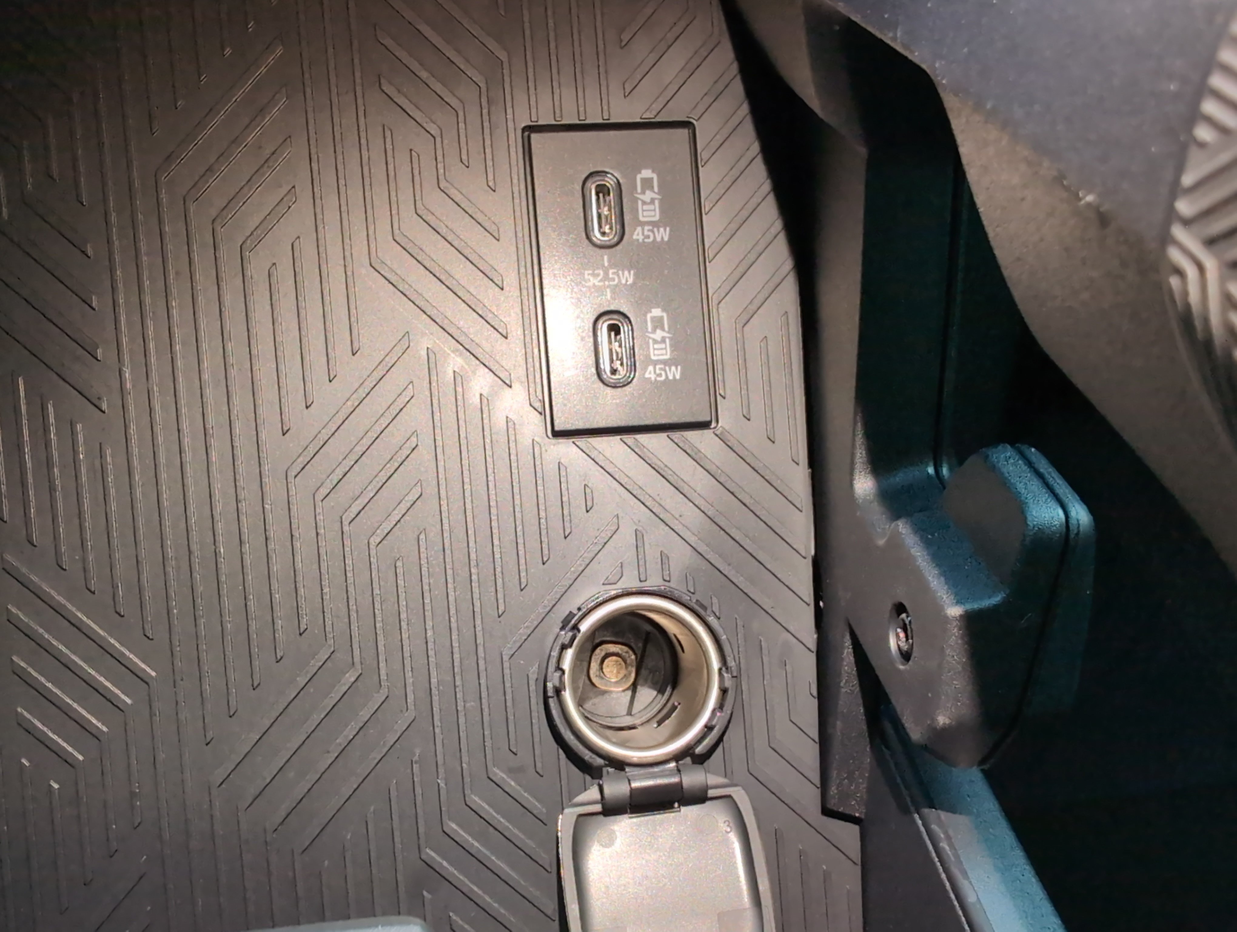Certified 2026 Toyota 4Runner SR5 RWD image 37