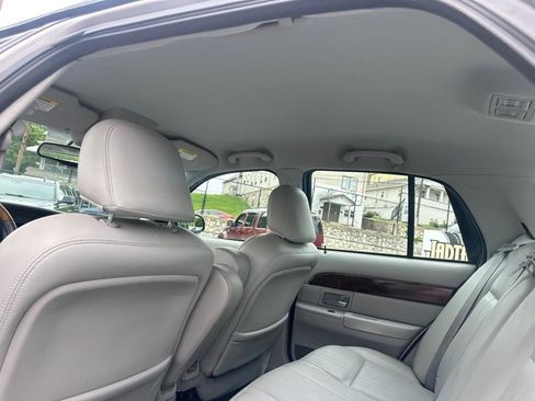 Used 2005 Mercury Grand Marquis LS RWD image 21