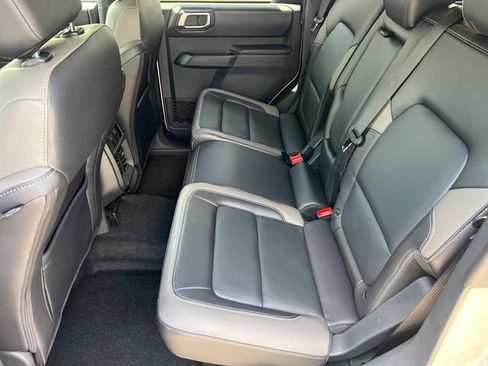 New 2026 Ford Bronco Outer Banks AWD/4WD image 22