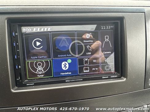 Used 2013 Toyota Sienna XLE image 28