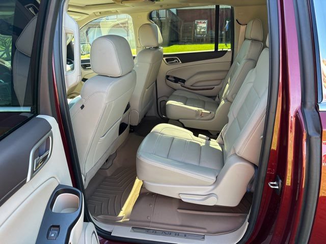 Used 2019 GMC Yukon XL Denali w/ Denali Ultimate Package AWD/4WD image 21
