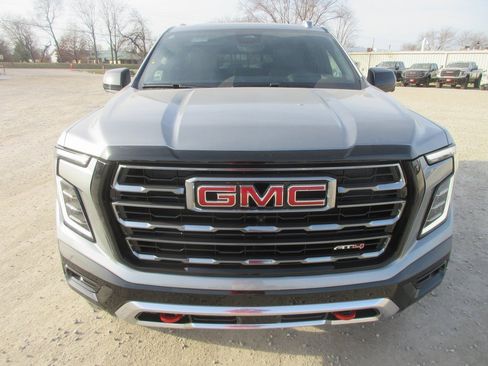 New 2026 GMC Yukon AT4 image 10