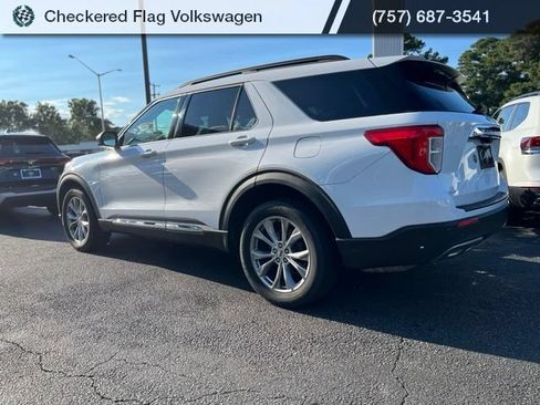 Used 2020 Ford Explorer XLT w/ Equipment Group 202A AWD/4WD image 6