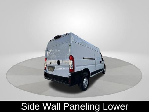 Used 2024 RAM ProMaster 2500 w/ Convenience Group image 7
