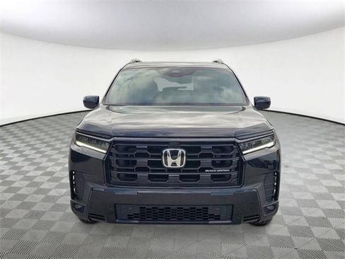 New 2026 Honda Pilot Black Edition image 9
