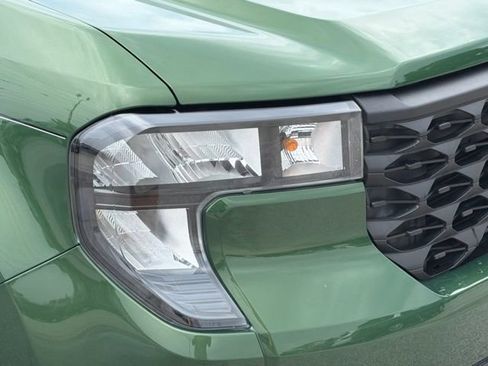 Used 2025 Ford Maverick XLT FWD image 8