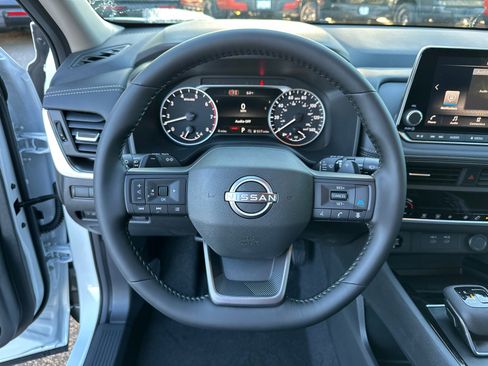 New 2026 Nissan Rogue SV image 24