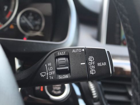 Used 2016 BMW X5 xDrive50i image 31