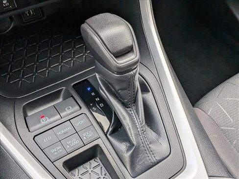 Used 2023 Toyota RAV4 XLE image 12