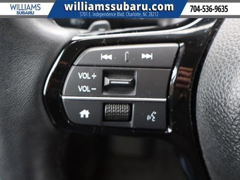 Used 2025 Honda Pilot EX-L image 22