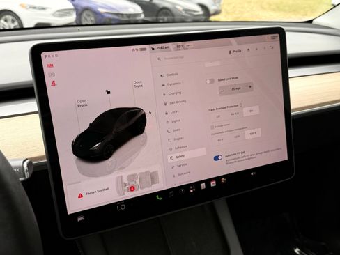 Used 2023 Tesla Model Y Long Range AWD/4WD image 40