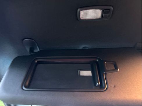 Used 2019 Hyundai Elantra GT N Line FWD image 31