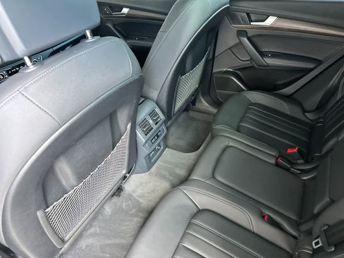 Used 2023 Audi Q5 2.0T Premium Plus w/ Premium Plus Package image 4