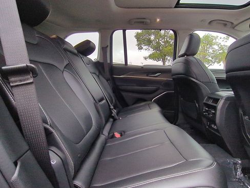 Used 2023 Jeep Grand Cherokee 4xe w/ Luxury Tech Group II image 25