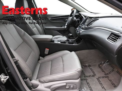 Used 2019 Chevrolet Impala LT FWD image 24