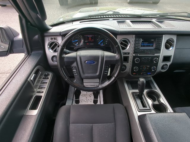 Used 2016 Ford Expedition XLT AWD/4WD image 6