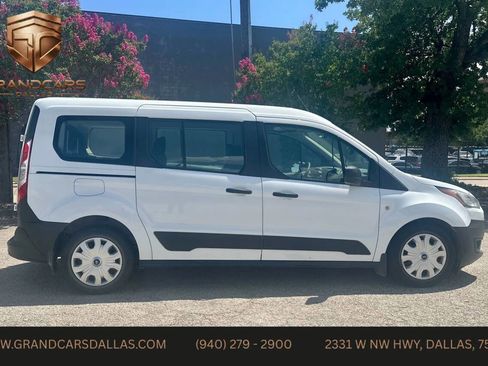 Used 2021 Ford Transit Connect XL image 3