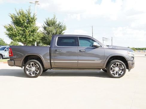 Used 2021 RAM 1500 Limited w/ Body Color Bumper Group RWD image 10