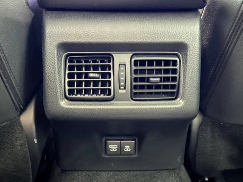 Used 2025 Toyota Camry XSE FWD image 38