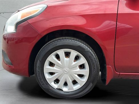 Used 2016 Nissan Versa SV FWD image 28