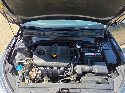 Used 2019 Kia Forte LXS FWD image 31
