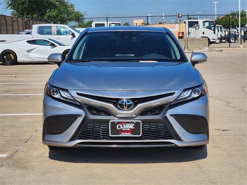 Used 2024 Toyota Camry XSE FWD image 10