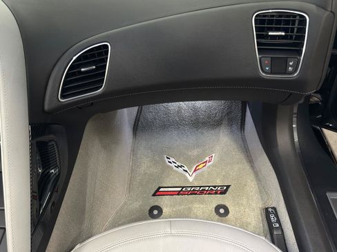 Used 2019 Chevrolet Corvette Grand Sport RWD image 46