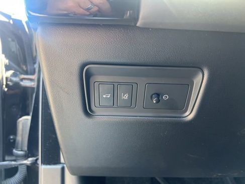 Used 2017 Land Rover Range Rover Supercharged AWD/4WD image 22
