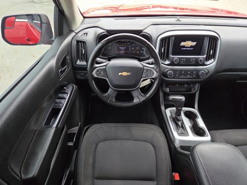 Used 2020 Chevrolet Colorado LT w/ LT Convenience Package AWD/4WD image 22
