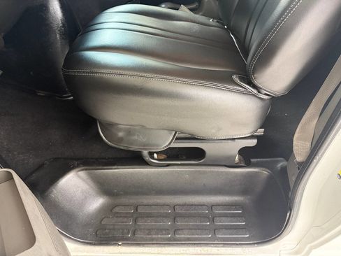 Used 2016 Chevrolet Express 3500 LT w/ LT Preferred Equipment Group image 47