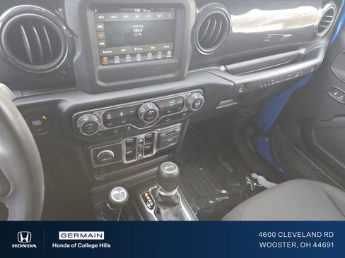 Used 2022 Jeep Wrangler Unlimited Sport image 28