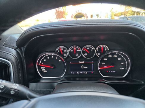 Used 2021 Chevrolet Silverado 1500 LTZ AWD/4WD image 13