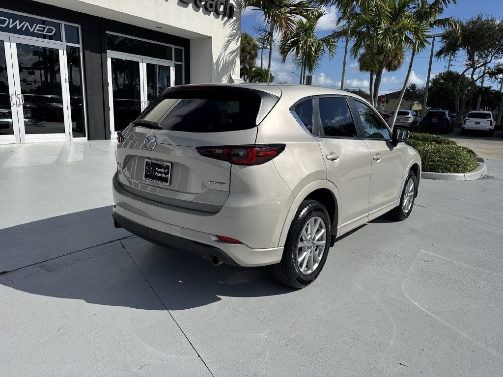 Used 2024 MAZDA CX-5 AWD 2.5 S w/ Preferred Package image 3