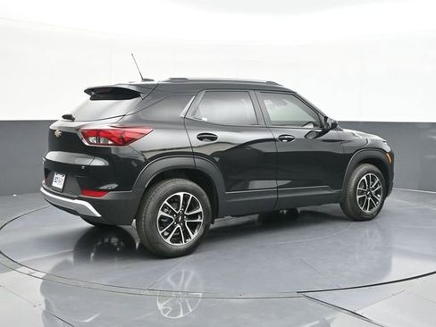 New 2026 Chevrolet TrailBlazer LT w/ Driver Confidence Package FWD image 10
