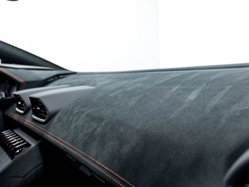 Used 2023 Lamborghini Huracan STO RWD image 45