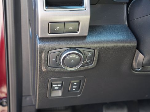 Used 2020 Ford Expedition Platinum AWD/4WD image 17