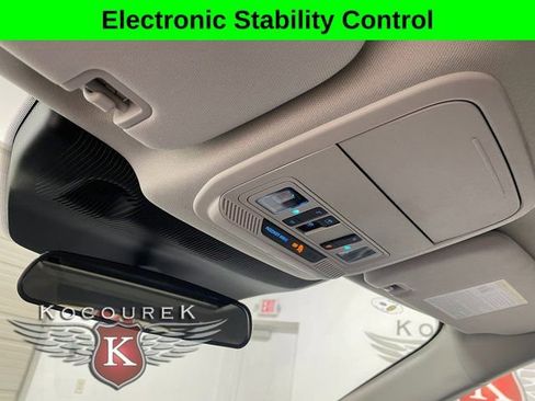 New 2026 Ford Explorer Active w/ Active Comfort Package AWD/4WD image 18