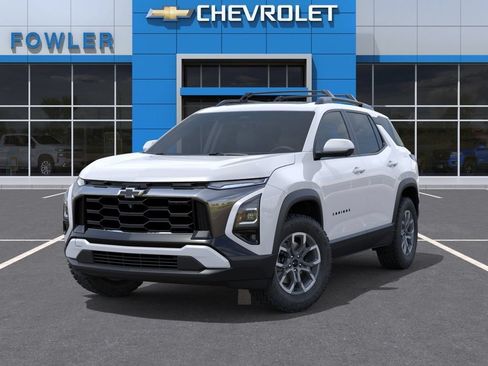 New 2026 Chevrolet Equinox ACTIV w/ LPO, Trailering Package AWD/4WD image 6