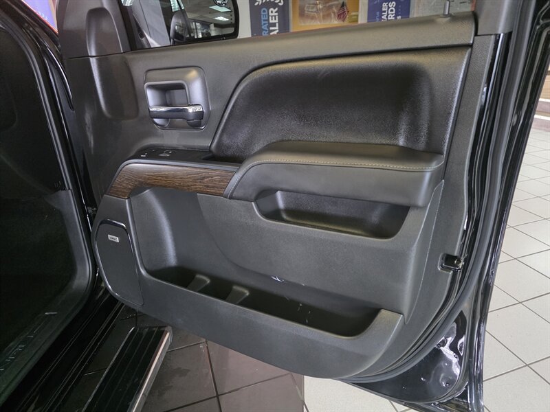 Used 2017 GMC Sierra 1500 Denali AWD/4WD image 21