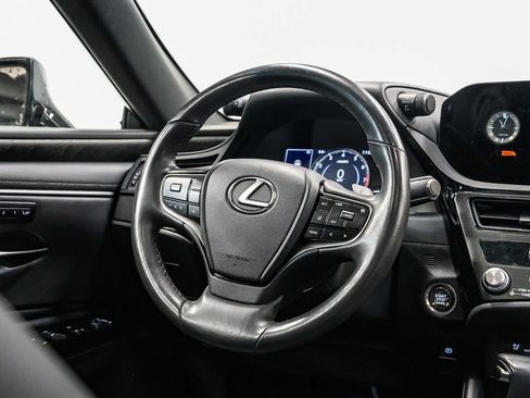 Used 2024 Lexus ES 350 w/ Premium Package FWD image 15