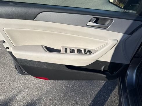 Used 2019 Hyundai Sonata SEL image 10