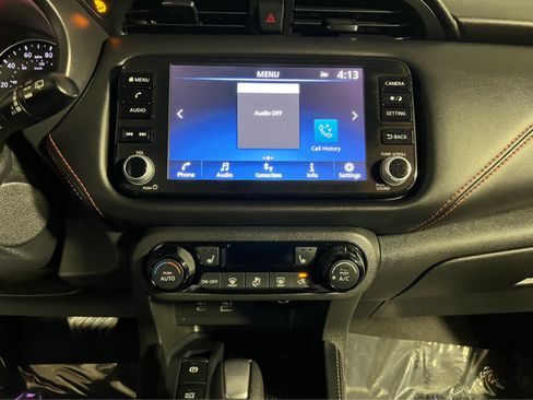 Certified 2023 Nissan Kicks SR w/ SR Premium Package FWD image 12