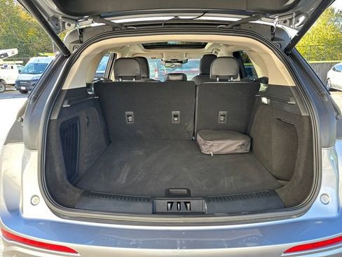 Used 2024 Lincoln Corsair Grand Touring w/ Towing Package image 13