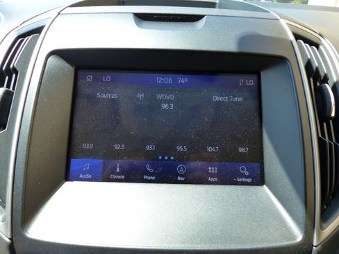 Used 2020 Ford Edge SEL w/ Convenience Package AWD/4WD image 31